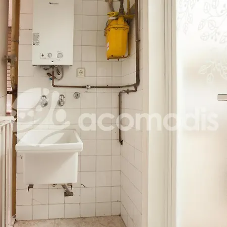 Ideal Location In L'eixample! - Walk To Sagrada Familia And Old Town! Appartement *