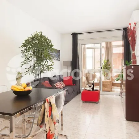 Ideal Location In L'eixample! - Walk To Sagrada Familia And Old Town! * Barcelona
