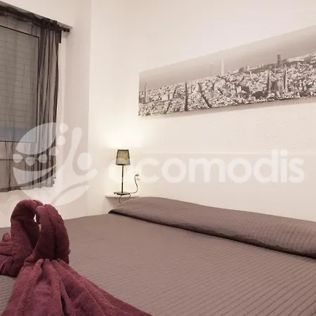 Ideal Location In L'eixample! - Walk To Sagrada Familia And Old Town! Barcelona