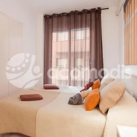Ideal Location In L'eixample! - Walk To Sagrada Familia And Old Town! Διαμέρισμα